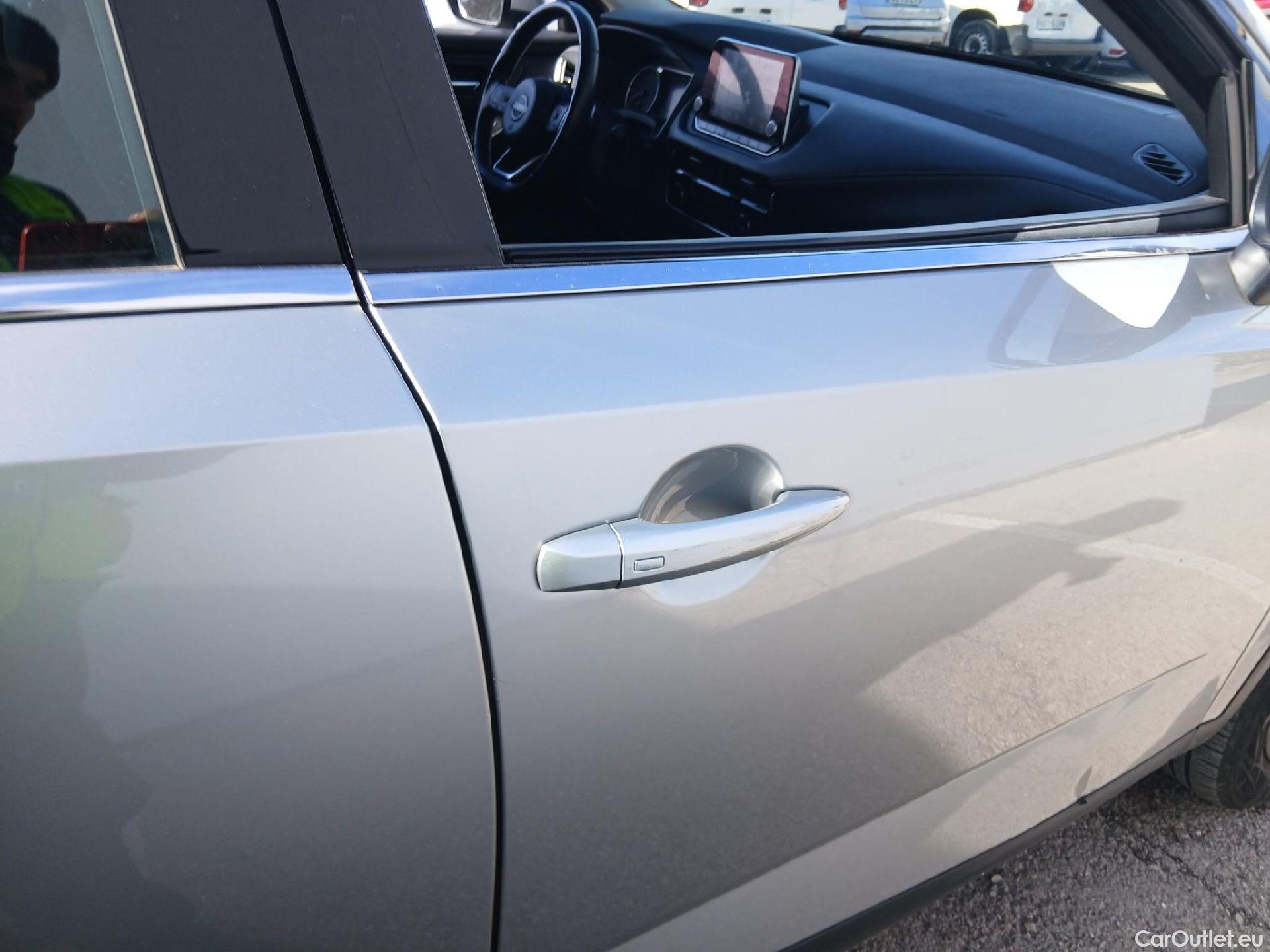  Nissan  Qashqai NISSAN  / 2021 / 5P / todoterreno DIG-T 116kW (158CV) mHEV Xtronic Acenta (AC8) #15