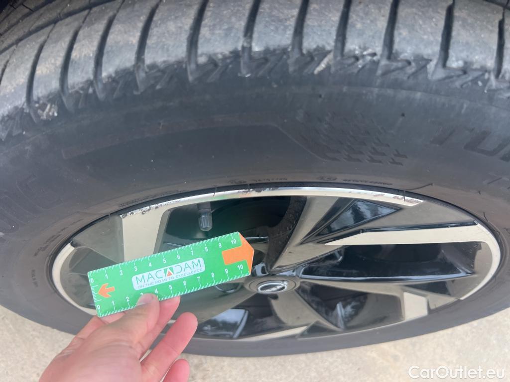  Nissan  Juke NISSAN  / 2019 / 5P / crossover DIG-T 84 kW (114 CV) 6M/T N-Connecta #2