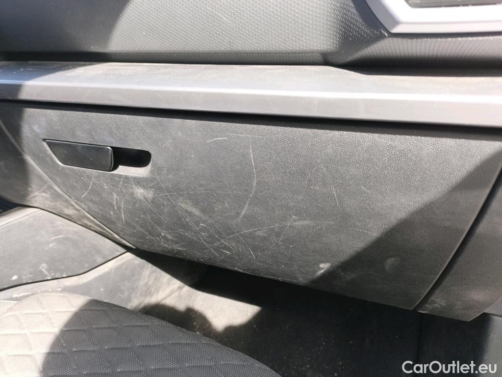  Land Rover  Discovery SEAT Nuevo León / 2020 / 5P / berlina con portón 1.5 eTSI 110kW DSG-7 S&S FR Go XL(SP) #20