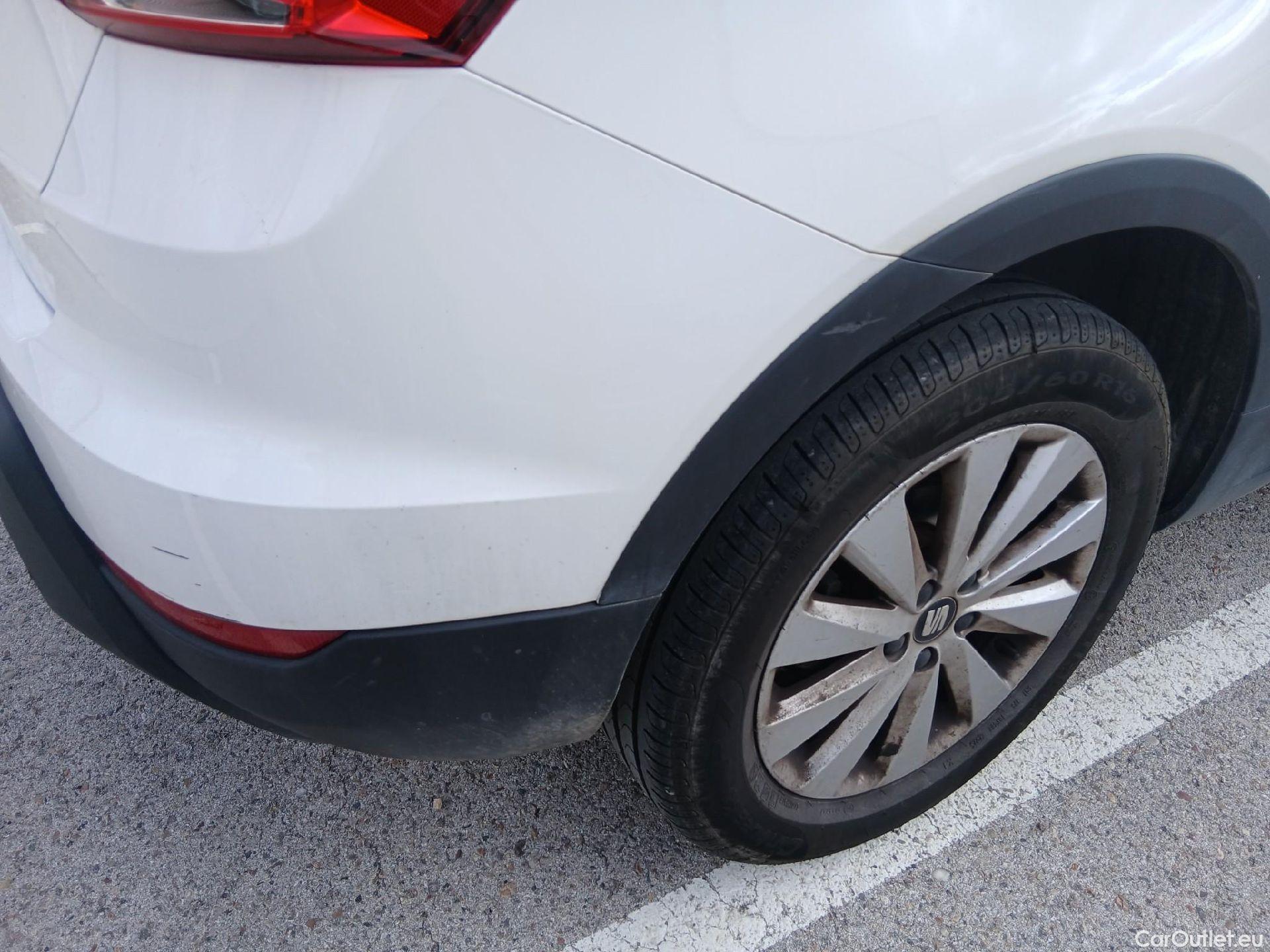  Seat  Arona SEAT  / 2017 / 5P / todoterreno 1.0 TSI 85kW (115Cv) Style Edition Eco (CX) #32