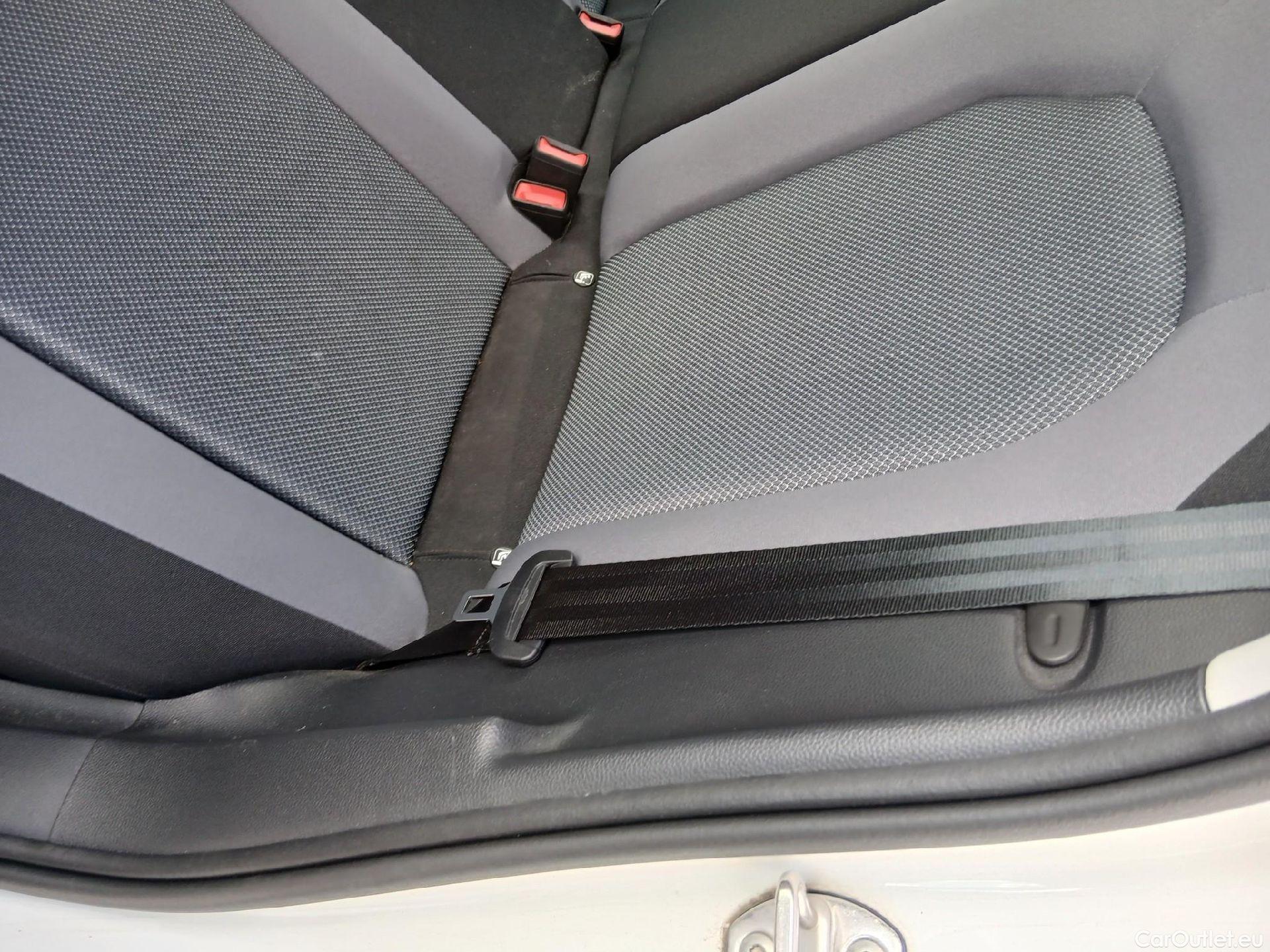  Seat  Arona SEAT  / 2017 / 5P / todoterreno 1.0 TSI 85kW (115Cv) Style Edition Eco (CX) #22