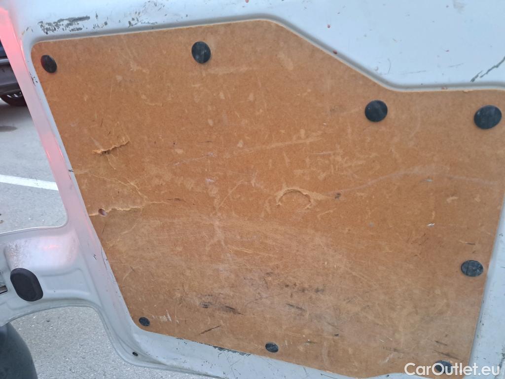  Citroen  Jumpy CITROEN  VU 4P 3G FURGÓN Talla M BlueHDi 85KW (115CV) 6v Confort #60