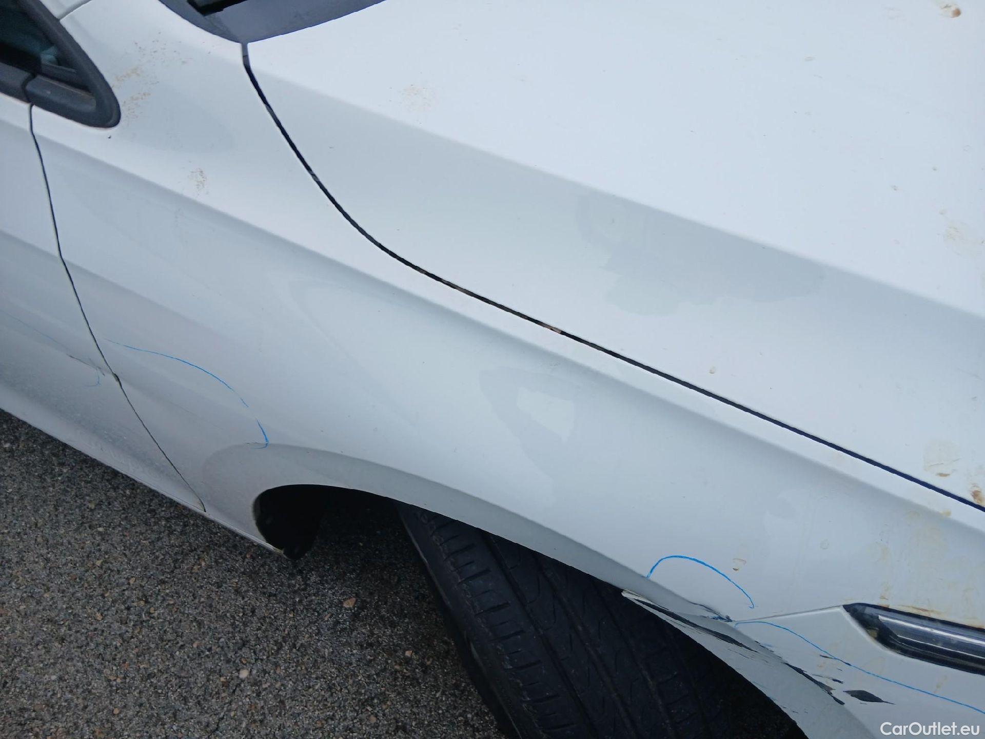  Volkswagen  Golf  VOLKSWAGEN / 2020 / 5P / berlina con portón 2.0 TDI 85kW (115CV) #35