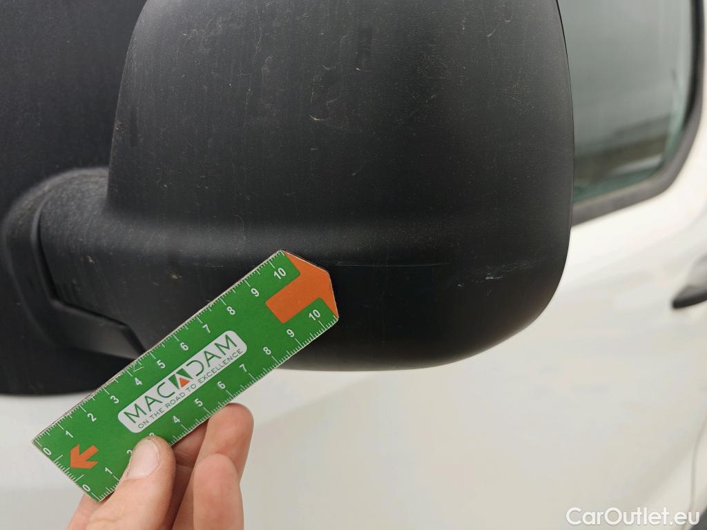  Citroen  Jumpy CITROEN  / 2016 / 4P / furgón Talla XL BlueHDi 120 S&S 6v Control #87