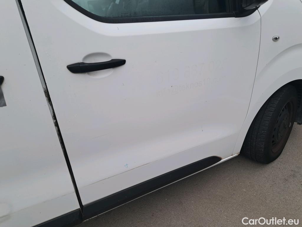  Citroen  Jumpy CITROEN  VU 4P 3G FURGÓN Talla M BlueHDi 85KW (115CV) 6v Confort #40