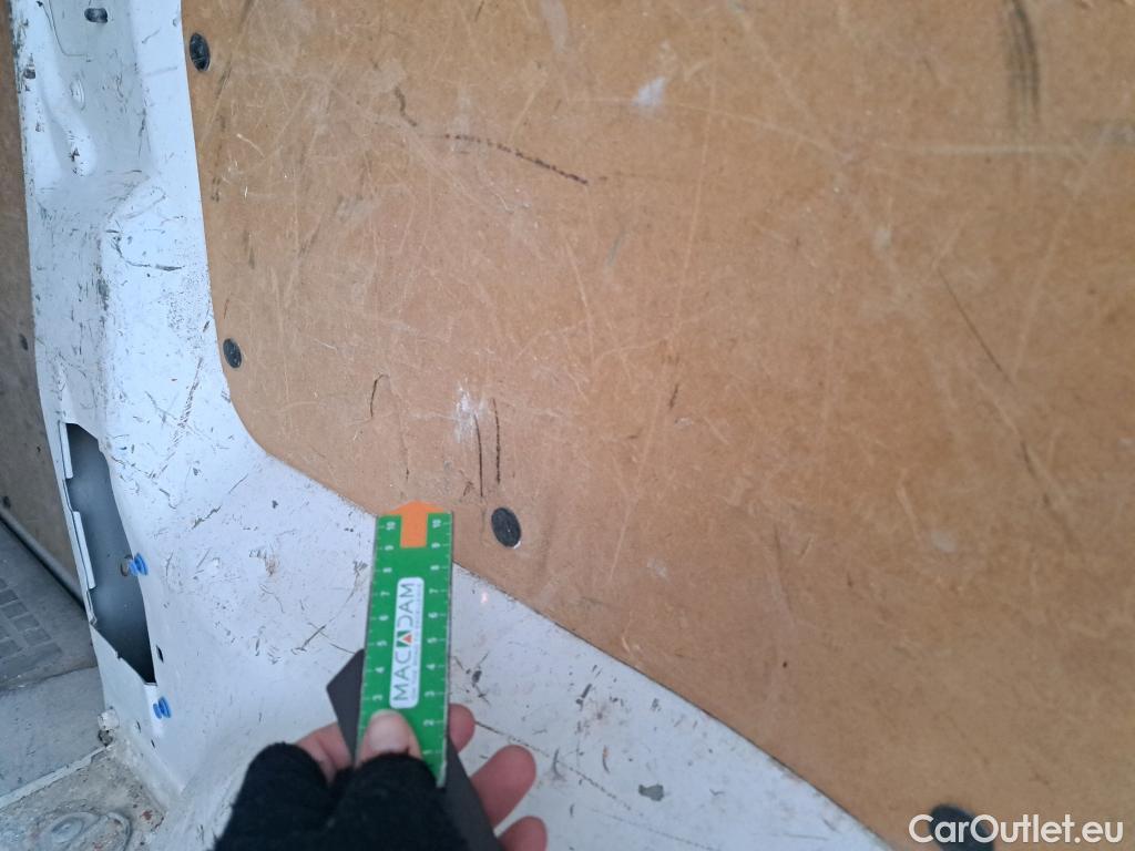  Citroen  Jumpy CITROEN  VU 4P 3G FURGÓN Talla M BlueHDi 85KW (115CV) 6v Confort #54