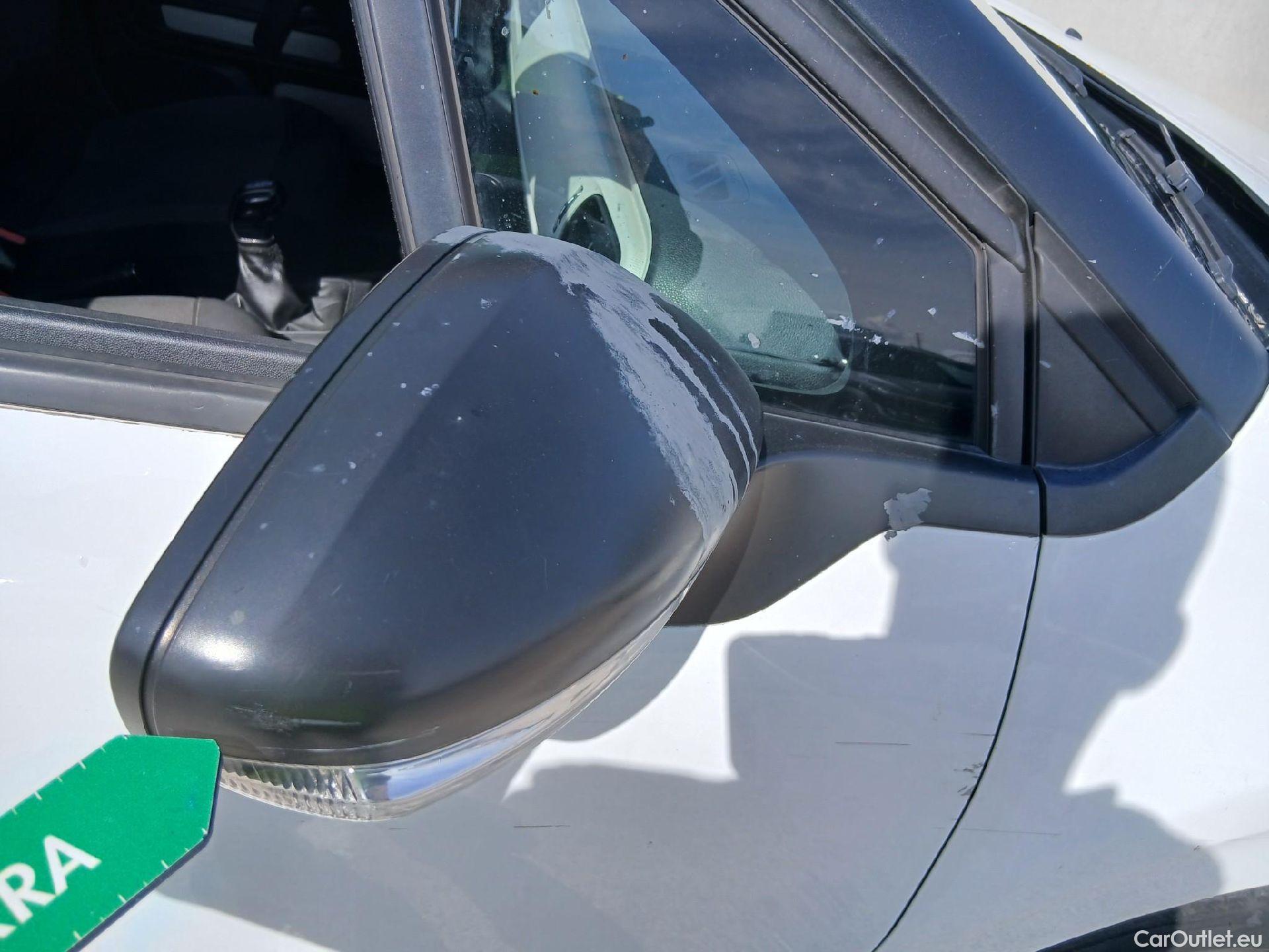  Citroen  C3 CITROEN  / 2016 / 5P / berlina comercial BlueHDi 73KW (100CV) S&S Comercial #31