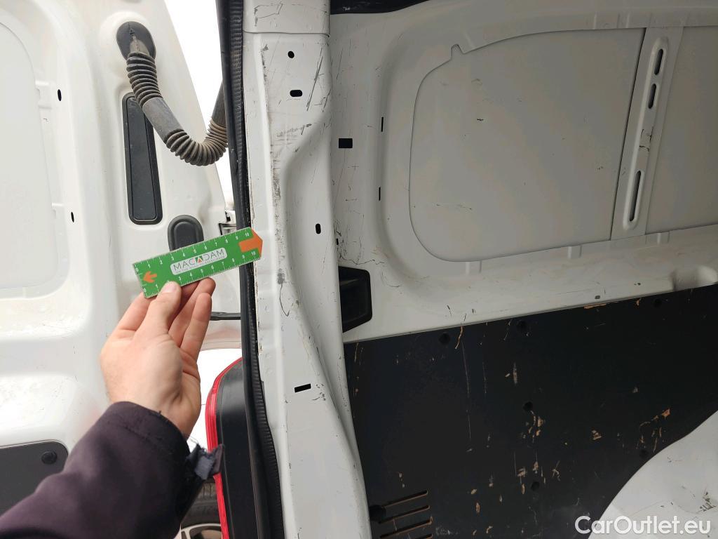  Citroen  Jumpy CITROEN  / 2016 / 4P / furgón Talla XL BlueHDi 120 S&S 6v Control #18