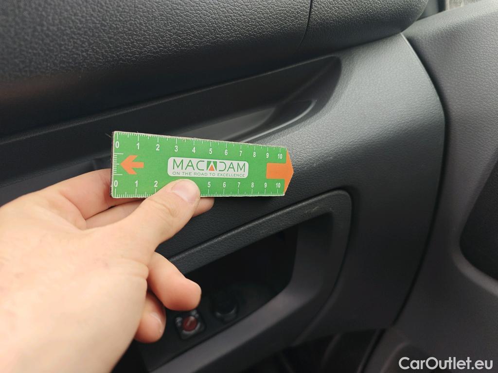  Citroen  Jumpy CITROEN  / 2016 / 4P / furgón Talla XL BlueHDi 120 S&S 6v Control #57