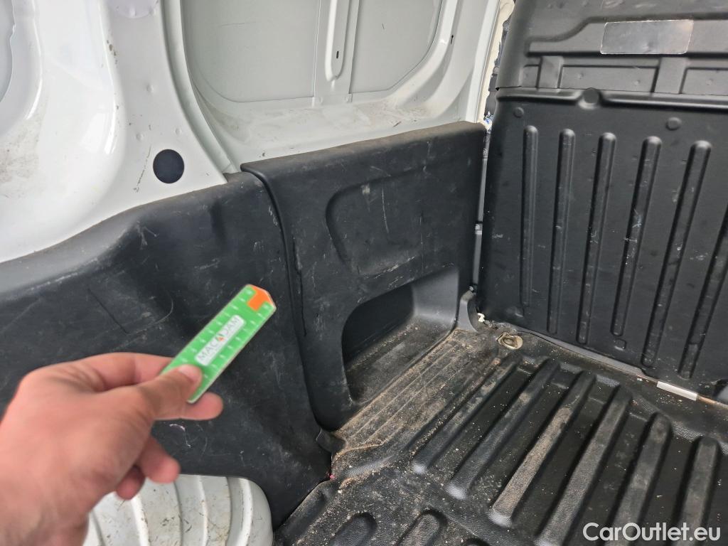  Citroen  Berlingo CITROEN  / 2018 / 3P / furgón derivado de turismo Talla M BlueHDi 100 CONTROL #39