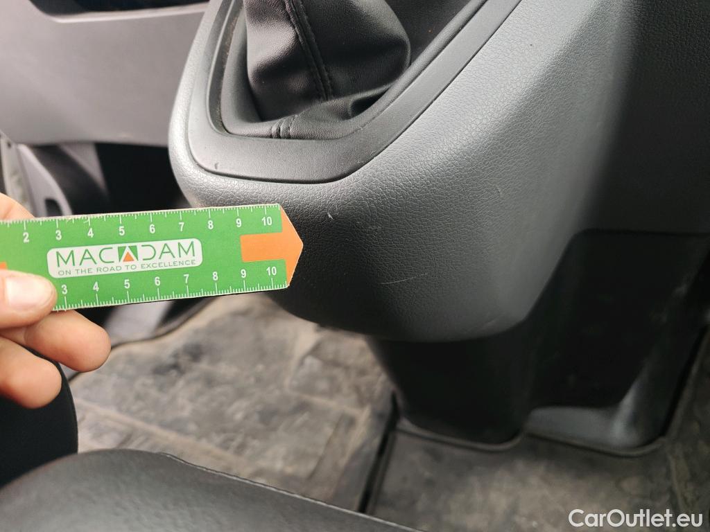  Citroen  Jumpy CITROEN  / 2016 / 4P / furgón Talla XL BlueHDi 120 S&S 6v Control #58