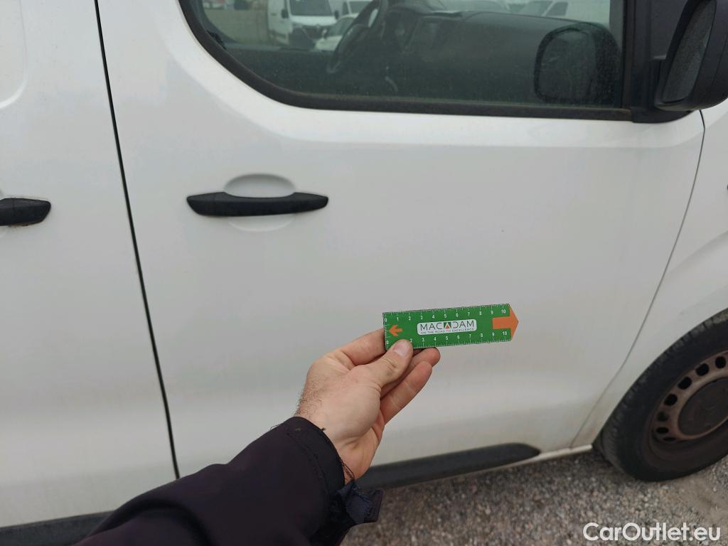  Citroen  Jumpy CITROEN  / 2016 / 4P / furgón Talla XL BlueHDi 120 S&S 6v Control #73