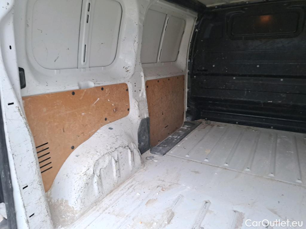  Citroen  Jumpy CITROEN  VU 4P 3G FURGÓN Talla M BlueHDi 85KW (115CV) 6v Confort #6