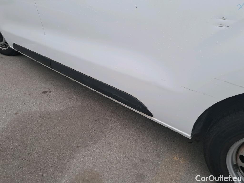  Citroen  Jumpy CITROEN  VU 4P 3G FURGÓN Talla M BlueHDi 85KW (115CV) 6v Confort #75