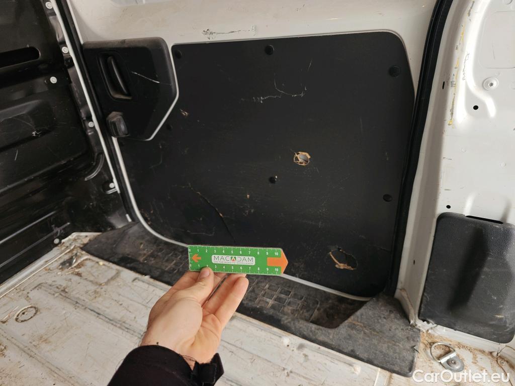  Citroen  Jumpy CITROEN  / 2016 / 4P / furgón Talla XL BlueHDi 120 S&S 6v Control #8