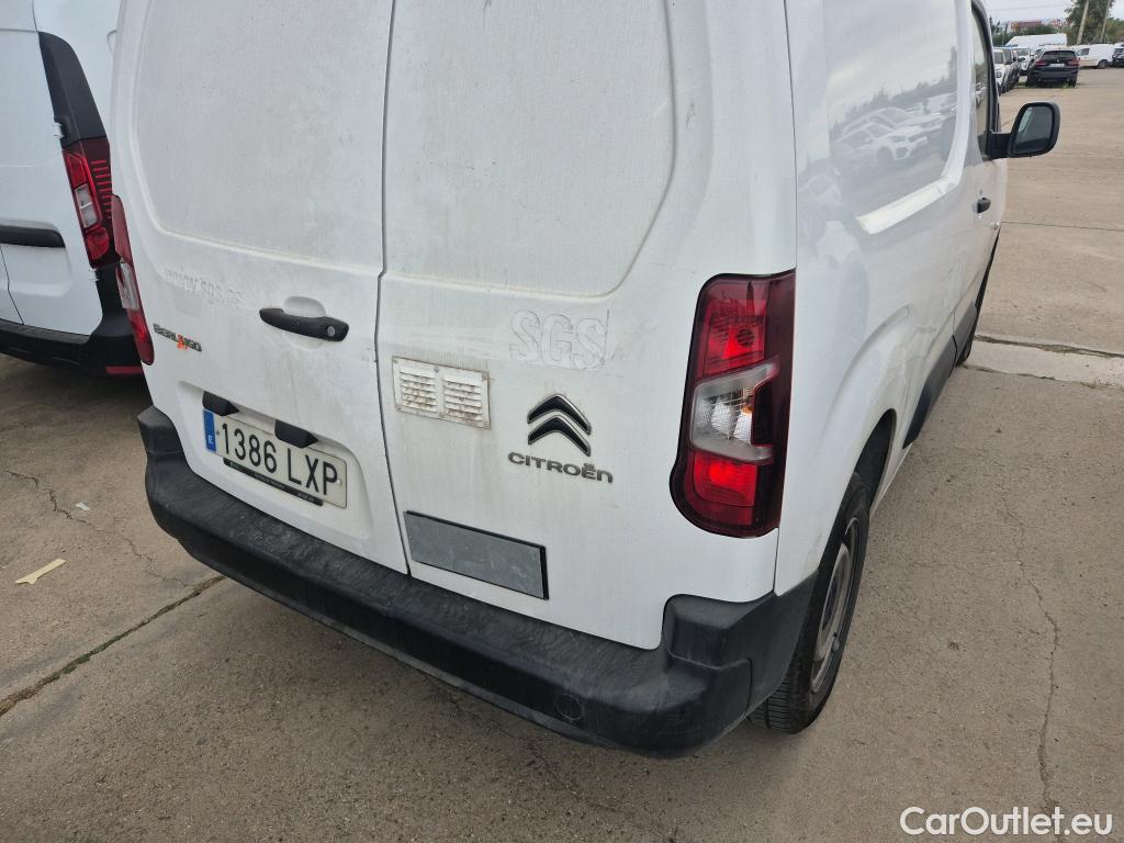  Citroen  Berlingo CITROEN  / 2018 / 3P / furgón derivado de turismo Talla M BlueHDi 100 CONTROL #52
