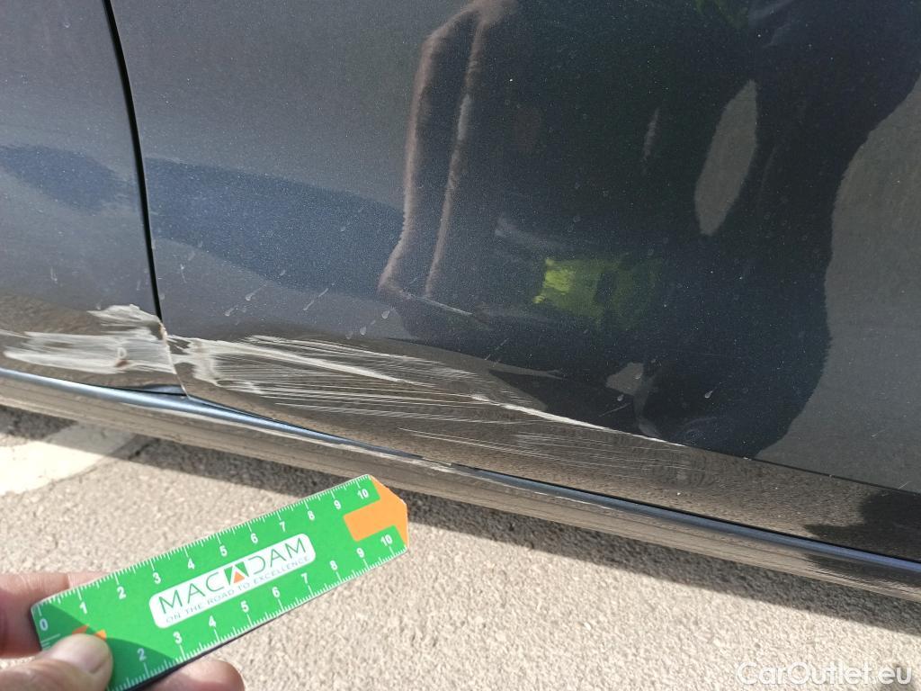  Land Rover  Discovery SEAT Nuevo León / 2020 / 5P / berlina con portón 1.5 eTSI 110kW DSG-7 S&S FR Go XL(SP) #3