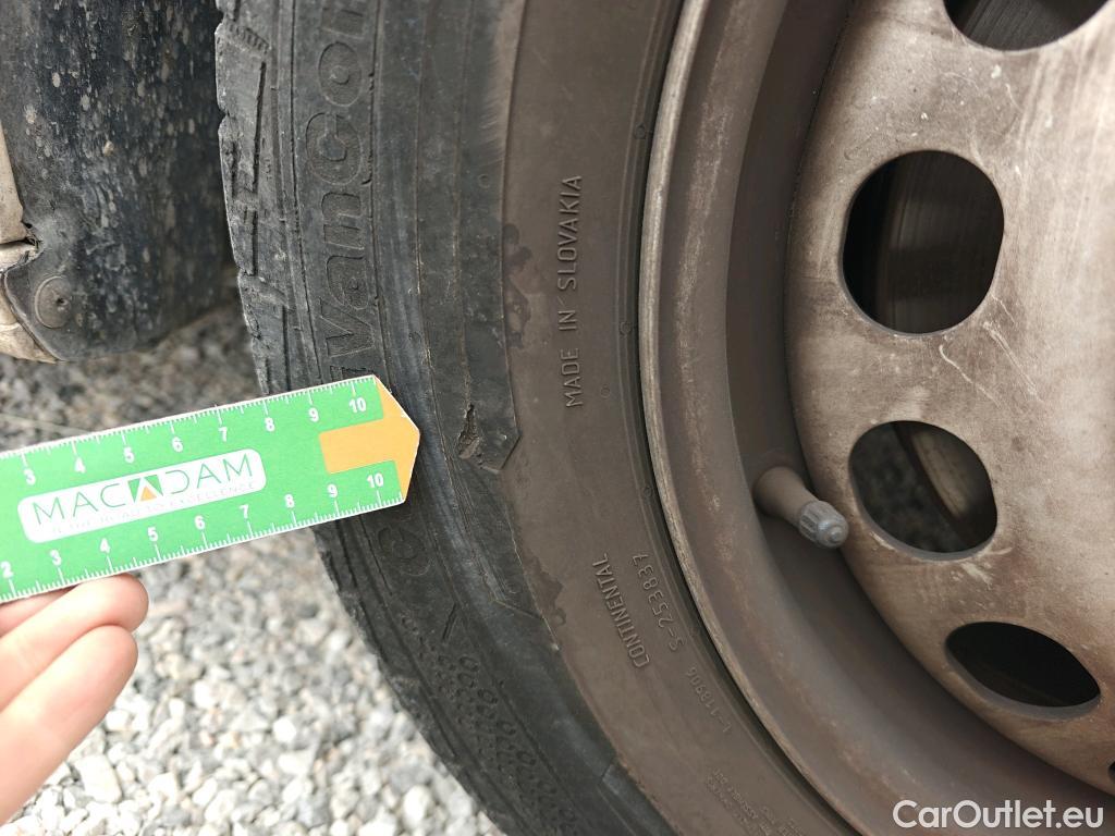  Citroen  Jumpy CITROEN  / 2016 / 4P / furgón Talla XL BlueHDi 120 S&S 6v Control #50