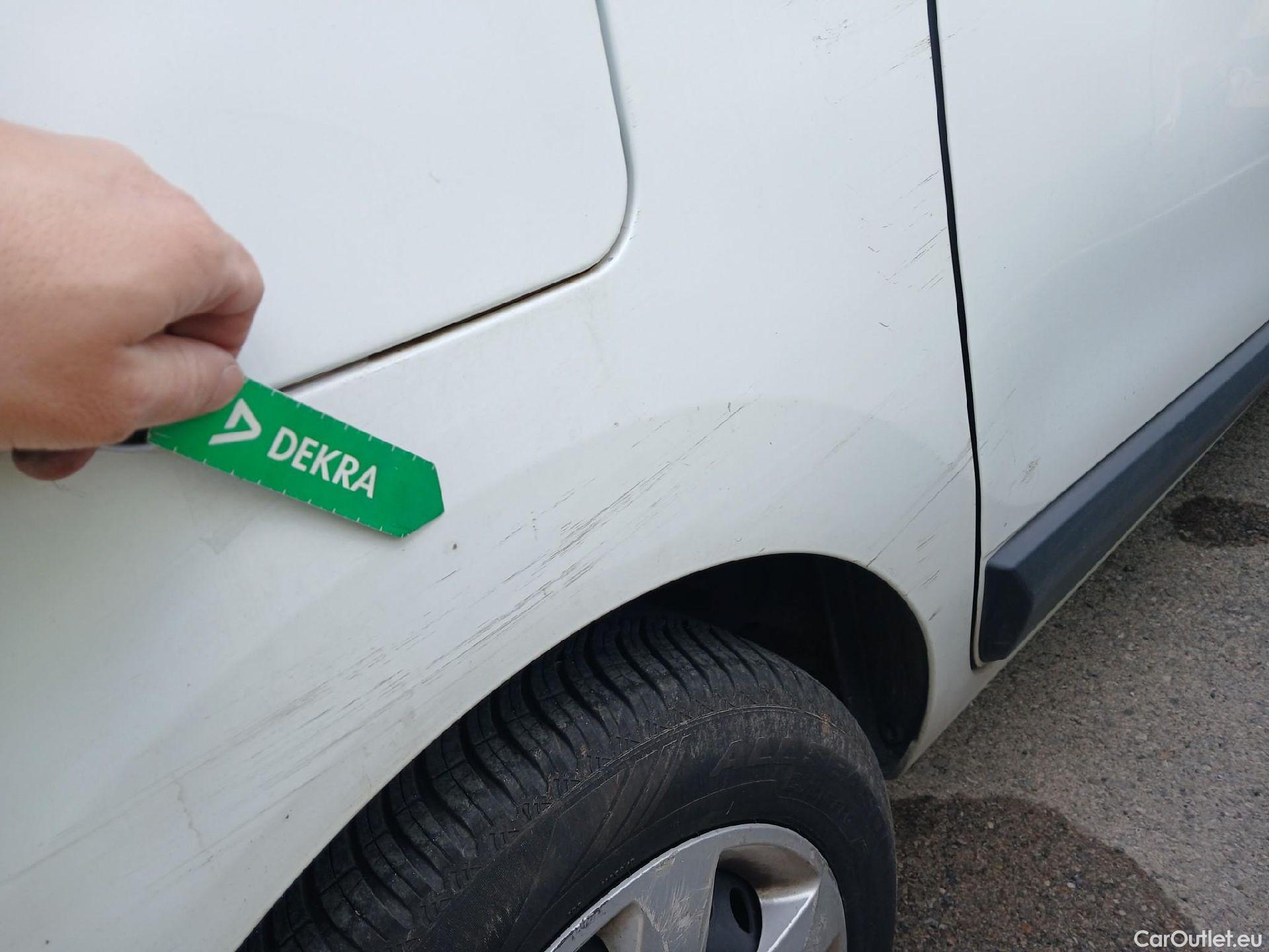  Dacia  Dokker DACIA  / 2013 / 4P / furgón derivado de turismo Van Essential 1.6 80kW (110CV) GLP #31