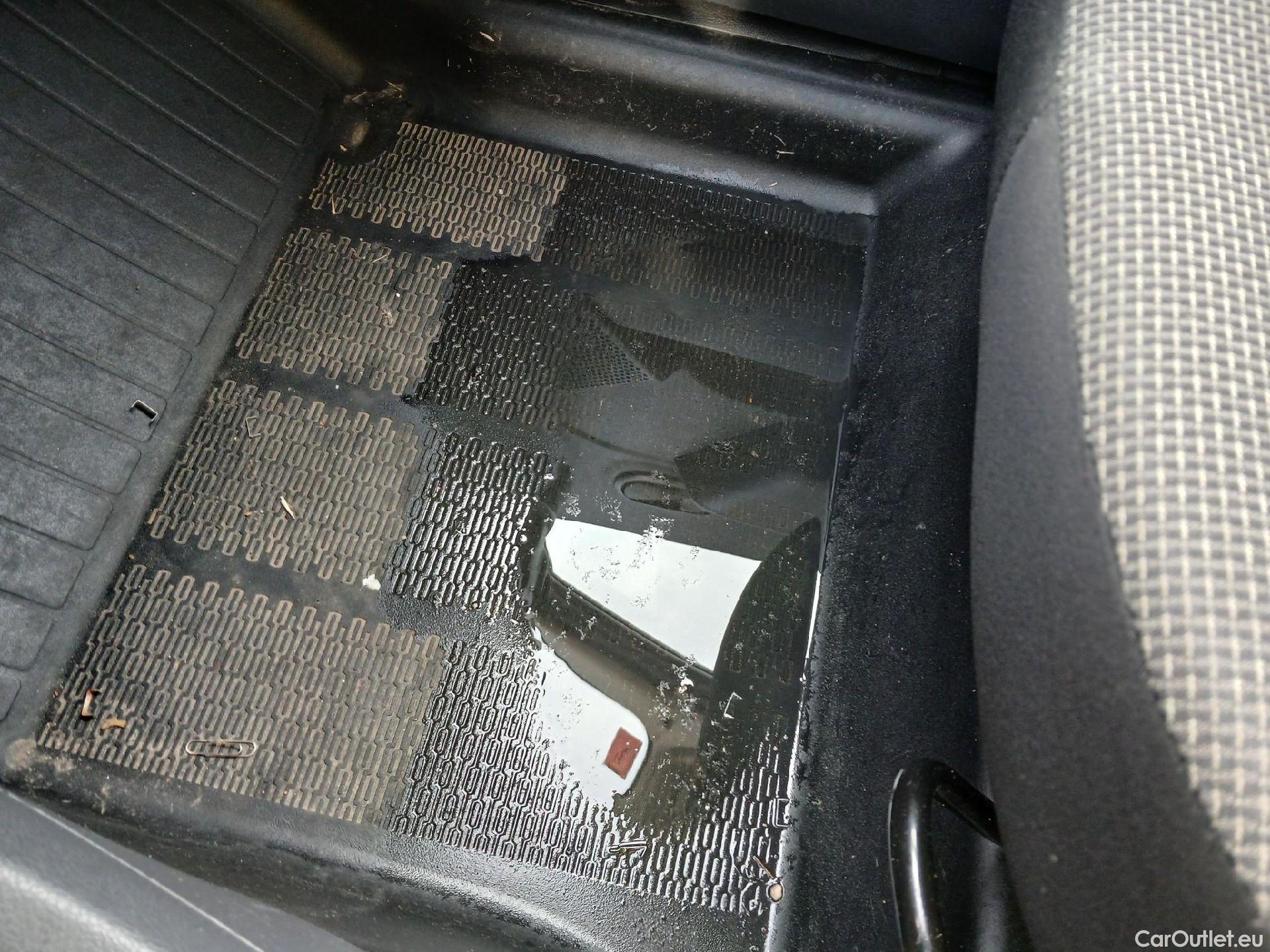  Dacia  Dokker DACIA  / 2013 / 4P / furgón derivado de turismo Van Essential 1.6 80kW (110CV) GLP #45