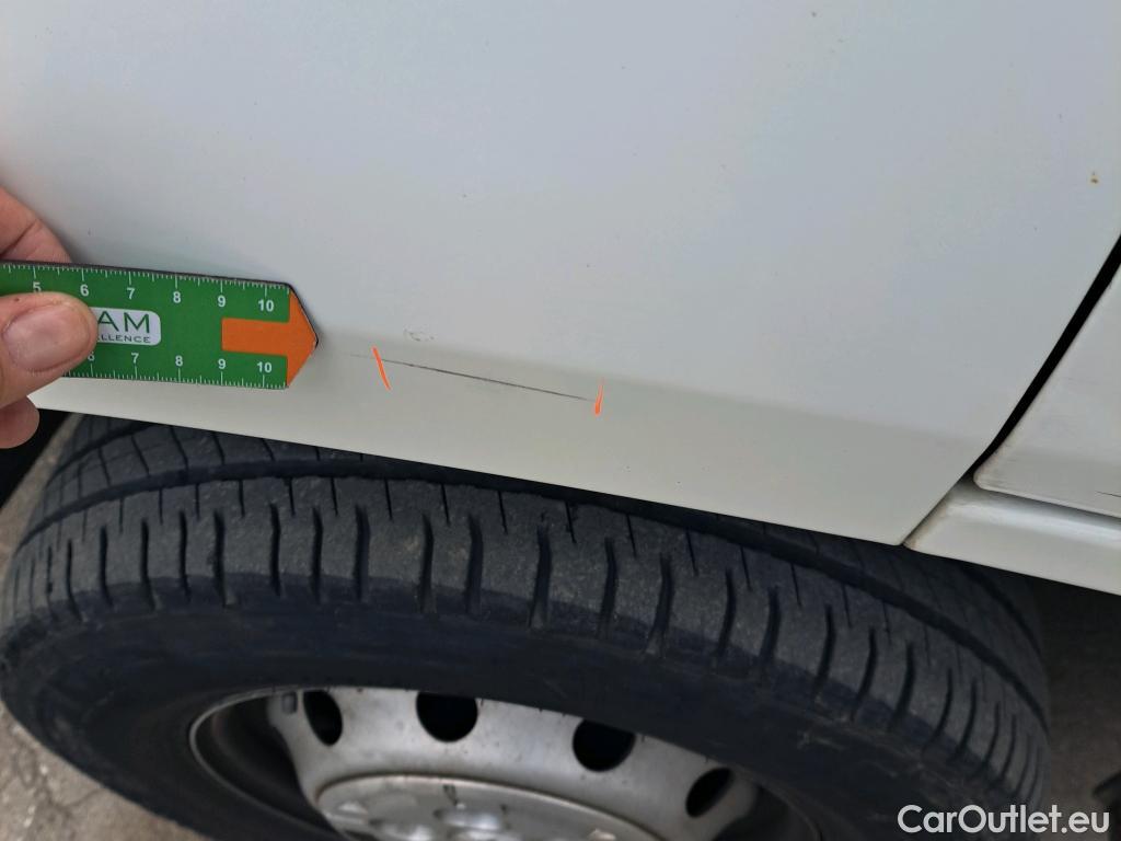  Peugeot  Boxer PEUGEOT  / 2014 / 4P / combi Combi 5/9 Pl 330 L1H1 BlueHDi 88KW (120) #85