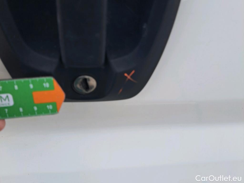  Peugeot  Boxer PEUGEOT  / 2014 / 4P / combi Combi 5/9 Pl 330 L1H1 BlueHDi 88KW (120) #5