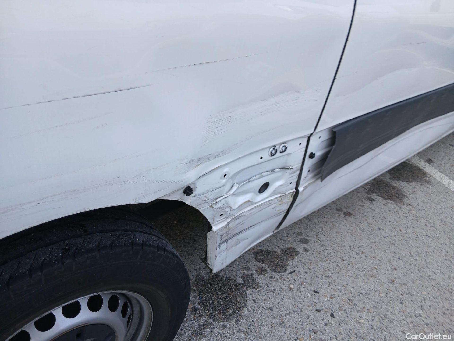  Mercedes  Sprinter MERCEDES-BENZ  / 2018 / 4P / furgón 314 CDI MEDIO 3.5T T. ALTO #60