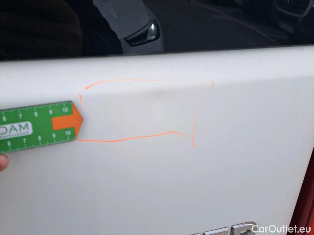  Peugeot  Boxer PEUGEOT  / 2014 / 4P / combi Combi 5/9 Pl 330 L1H1 BlueHDi 88KW (120) #26