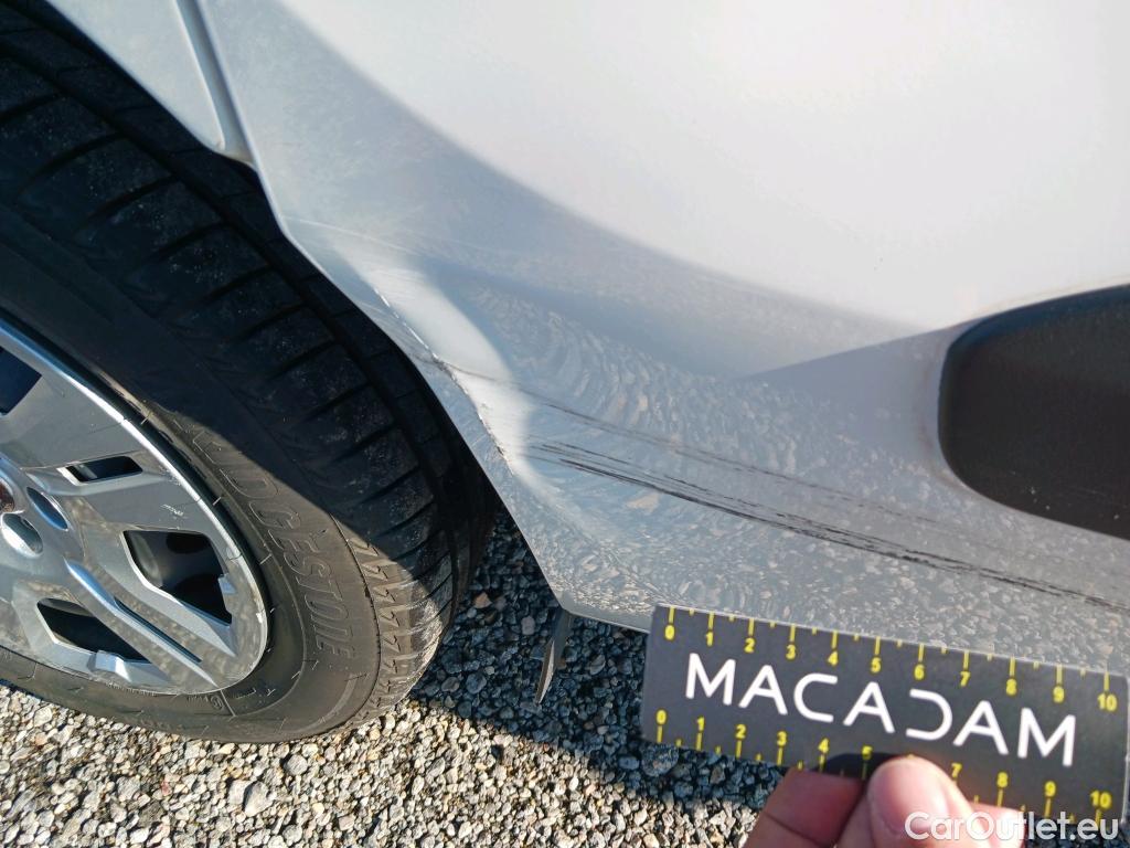  Fiat  Doblo FIAT Doblò Cargo/2015/4P/furgón derivado de turismo Cargo SX 1.3 Mjet 70 kW (95 CV) #8