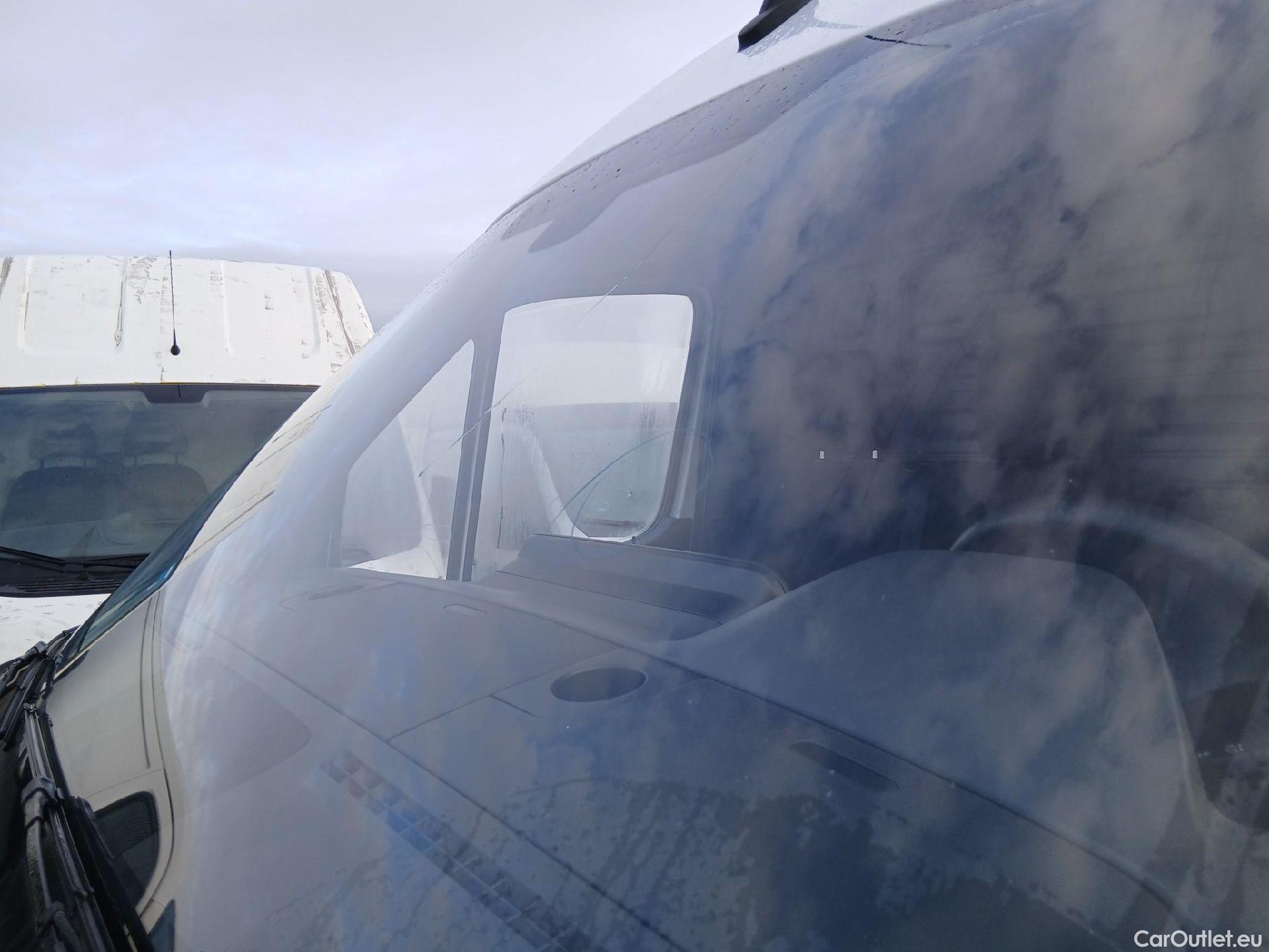  Mercedes  Sprinter MERCEDES-BENZ  / 2018 / 4P / furgón 314 CDI MEDIO 3.5T T. ALTO #19