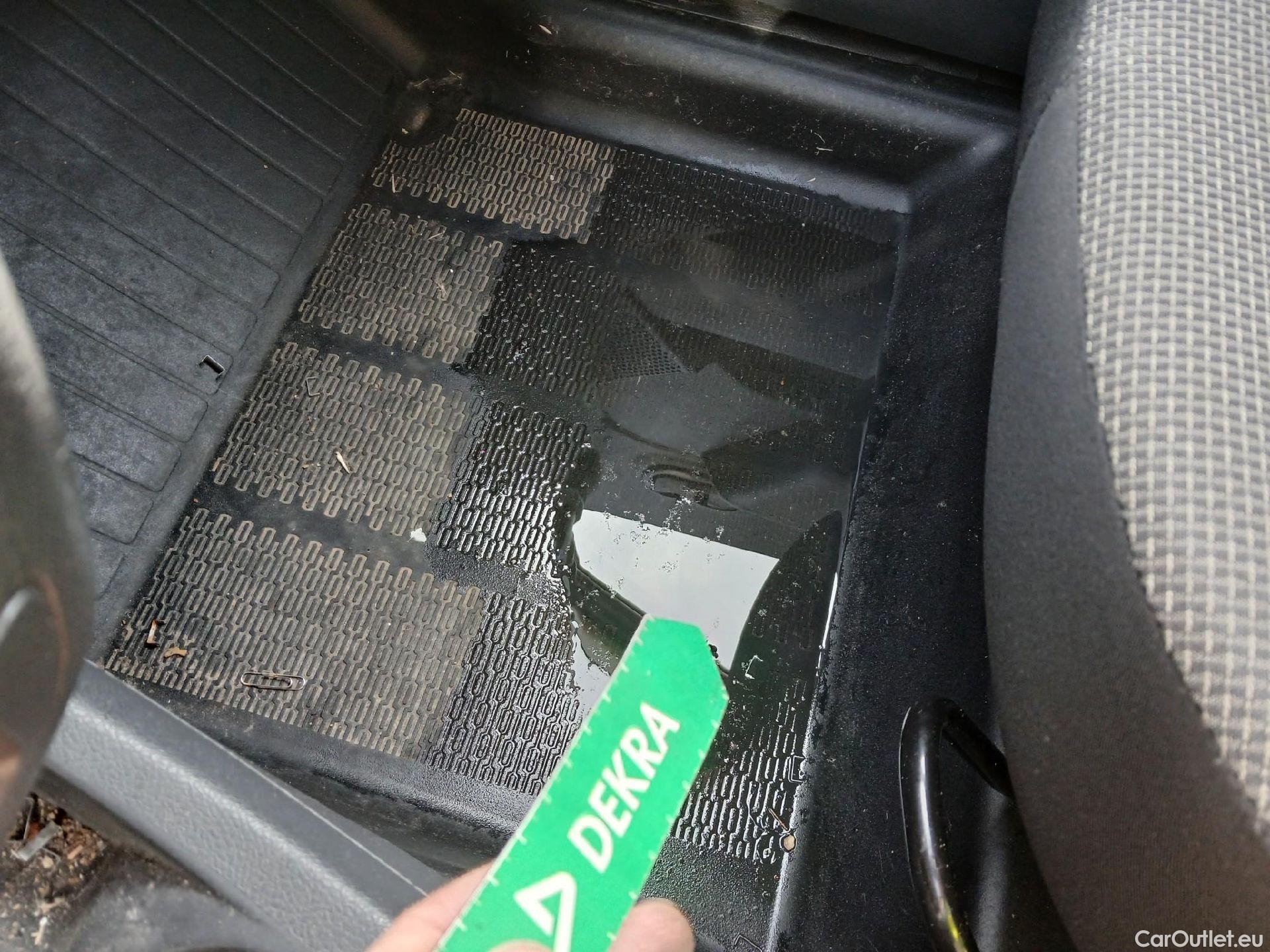  Dacia  Dokker DACIA  / 2013 / 4P / furgón derivado de turismo Van Essential 1.6 80kW (110CV) GLP #47