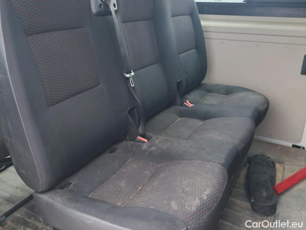  Peugeot  Boxer PEUGEOT  / 2014 / 4P / combi Combi 5/9 Pl 330 L1H1 BlueHDi 88KW (120) #42