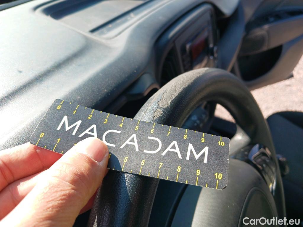  Fiat  Doblo FIAT Doblò Cargo/2015/4P/furgón derivado de turismo Cargo SX 1.3 Mjet 70 kW (95 CV) #29