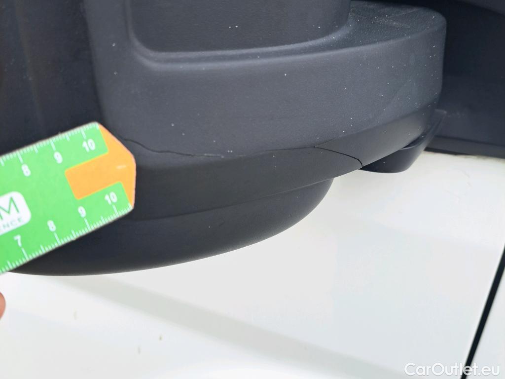  Peugeot  Boxer PEUGEOT  / 2014 / 4P / combi Combi 5/9 Pl 330 L1H1 BlueHDi 88KW (120) #79