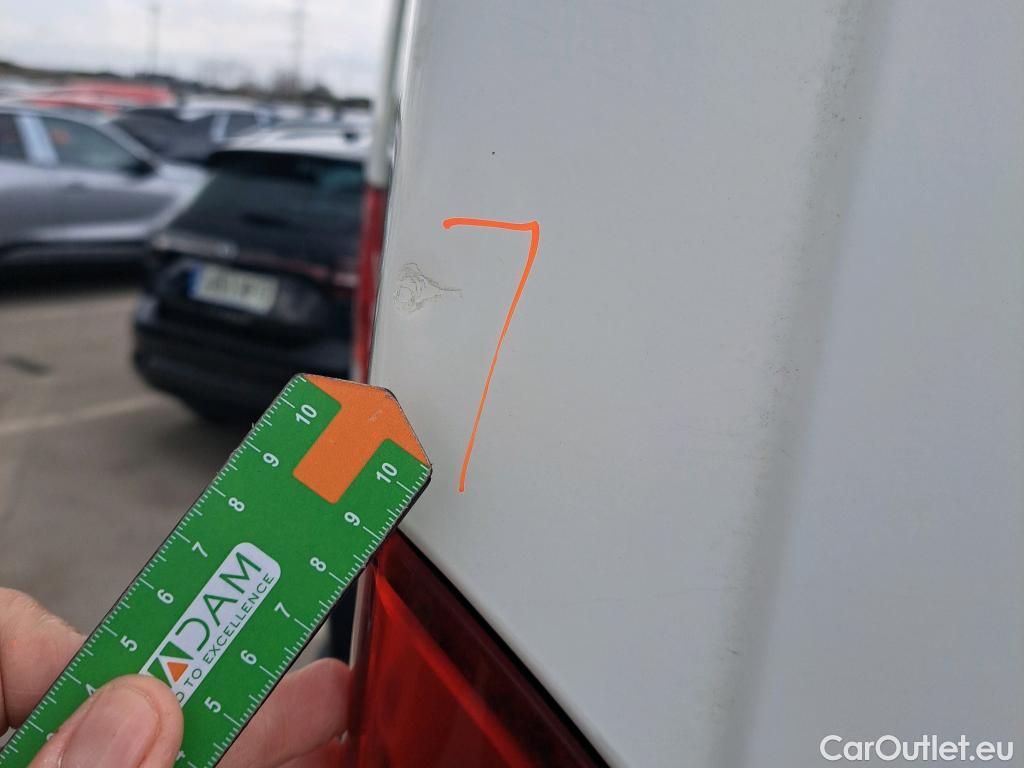  Peugeot  Boxer PEUGEOT  / 2014 / 4P / combi Combi 5/9 Pl 330 L1H1 BlueHDi 88KW (120) #21