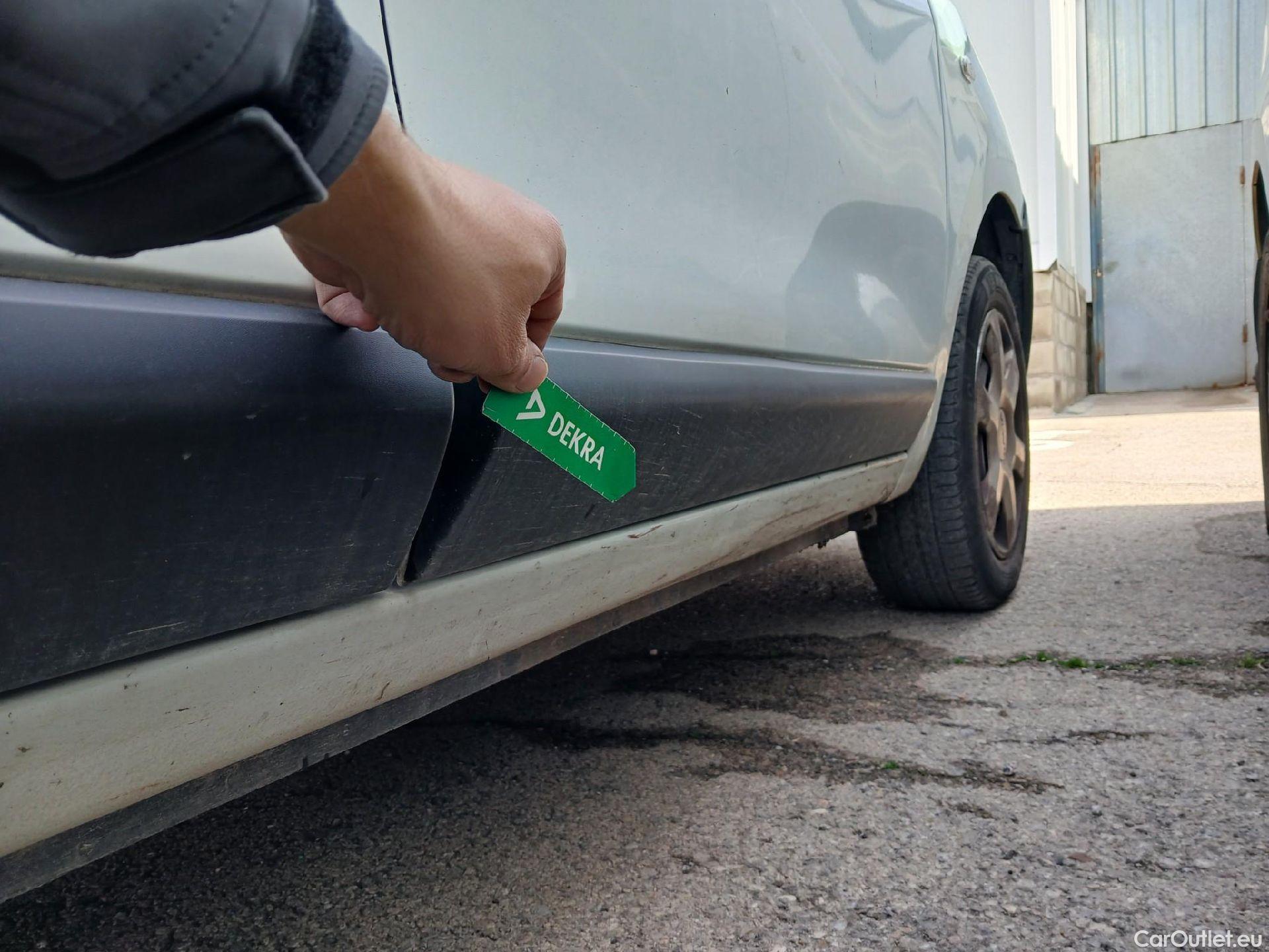  Dacia  Dokker DACIA  / 2013 / 4P / furgón derivado de turismo Van Essential 1.6 80kW (110CV) GLP #37