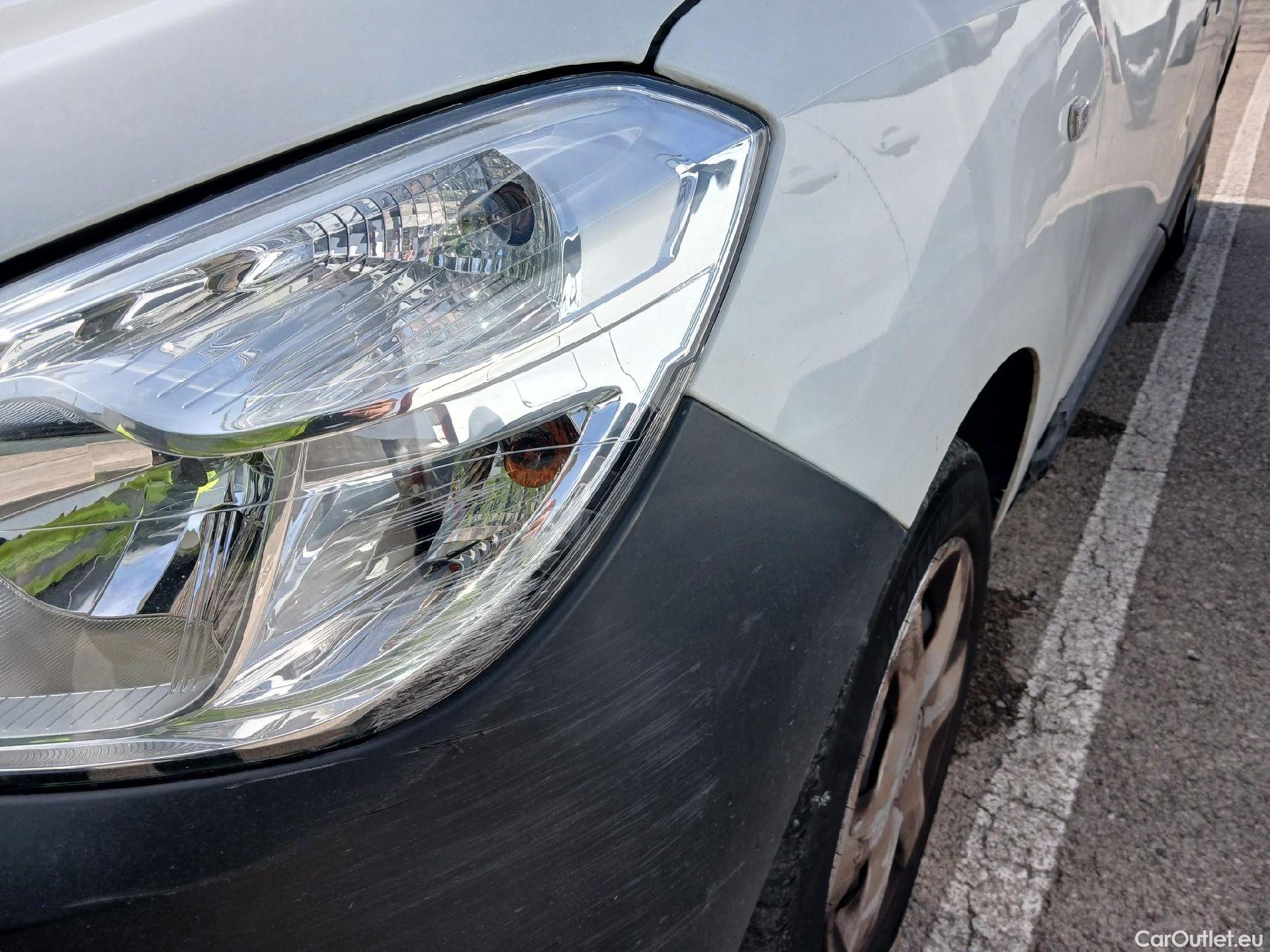  Dacia  Dokker DACIA  / 2013 / 4P / furgón derivado de turismo Van Essential 1.6 80kW (110CV) GLP #5