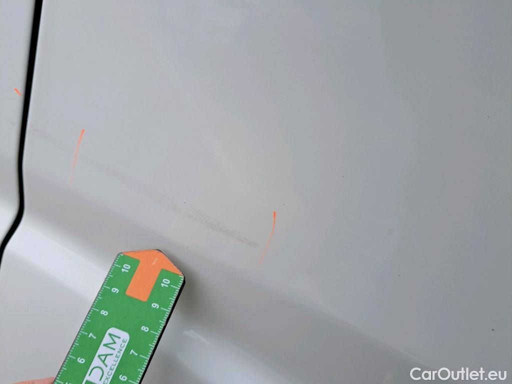  Peugeot  Boxer PEUGEOT  / 2014 / 4P / combi Combi 5/9 Pl 330 L1H1 BlueHDi 88KW (120) #68