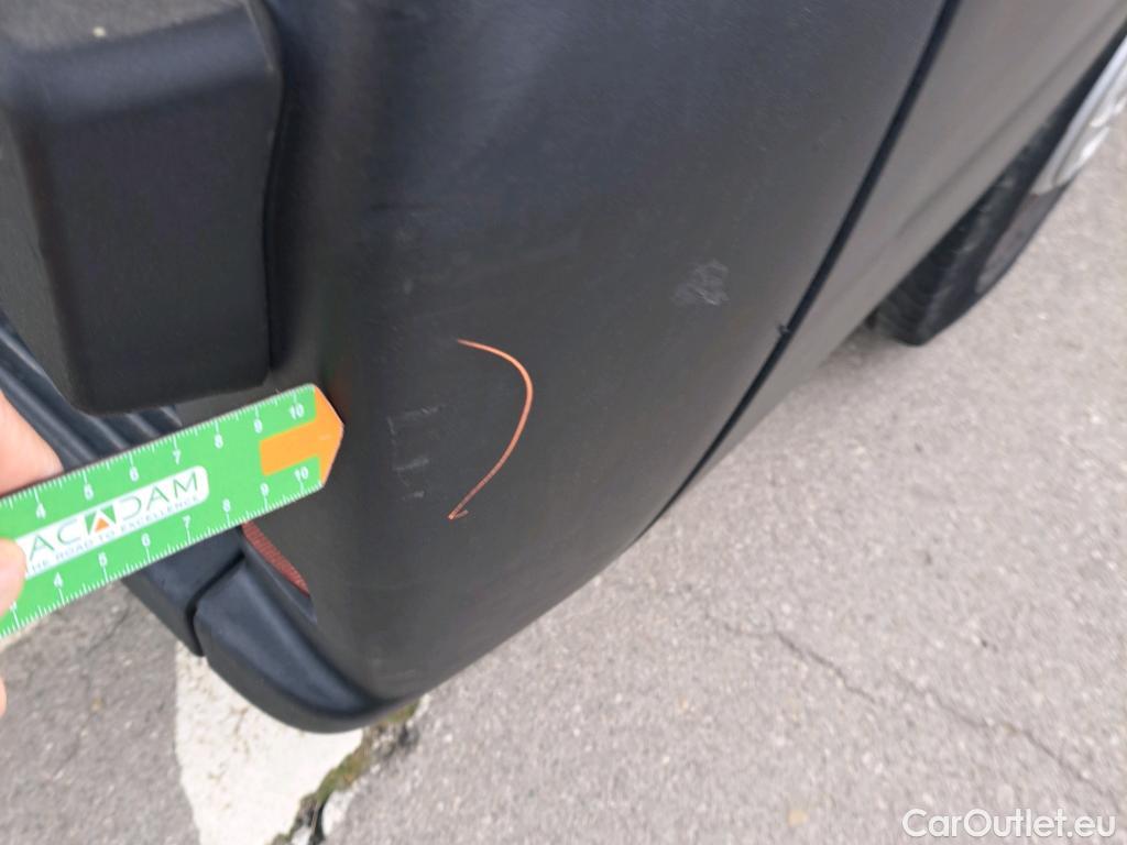  Peugeot  Boxer PEUGEOT  / 2014 / 4P / combi Combi 5/9 Pl 330 L1H1 BlueHDi 88KW (120) #51