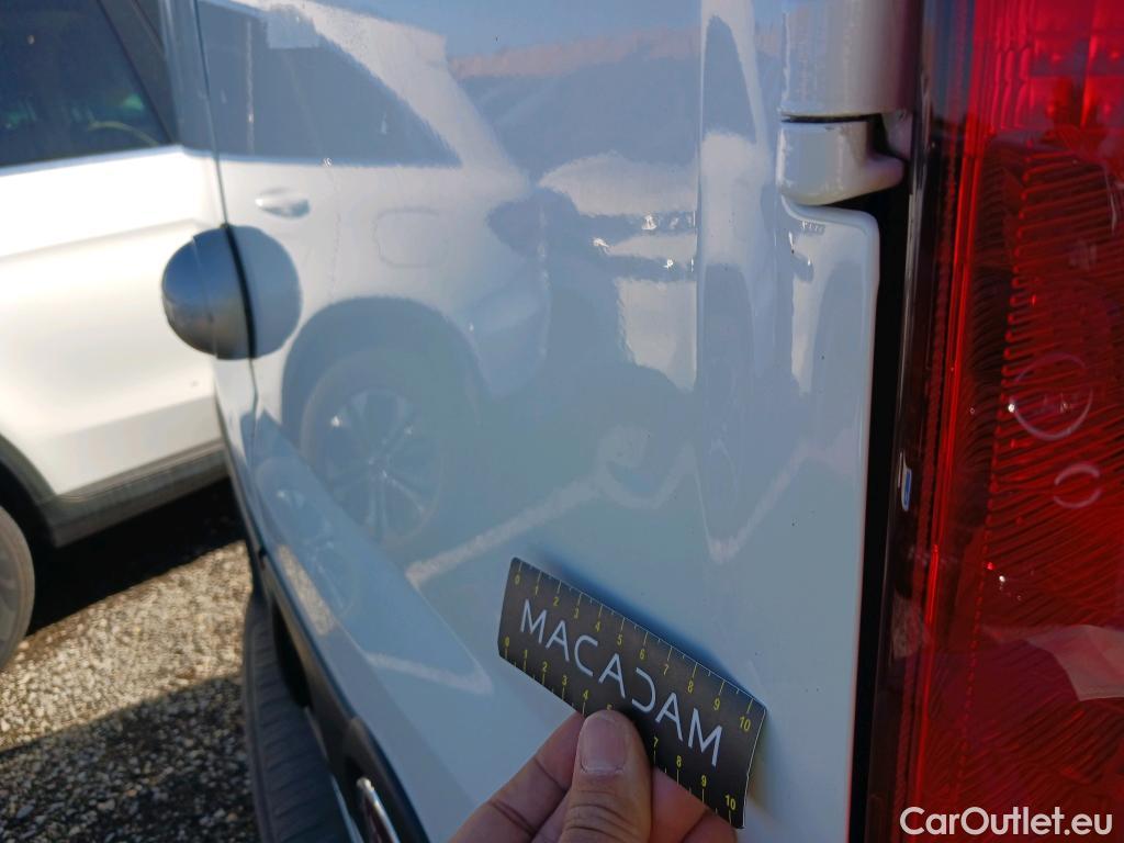  Fiat  Doblo FIAT Doblò Cargo/2015/4P/furgón derivado de turismo Cargo SX 1.3 Mjet 70 kW (95 CV) #41