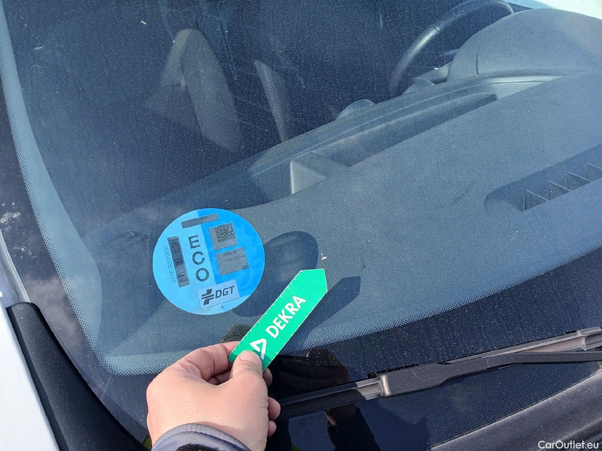  Dacia  Dokker DACIA  / 2013 / 4P / furgón derivado de turismo Van Essential 1.6 80kW (110CV) GLP #42