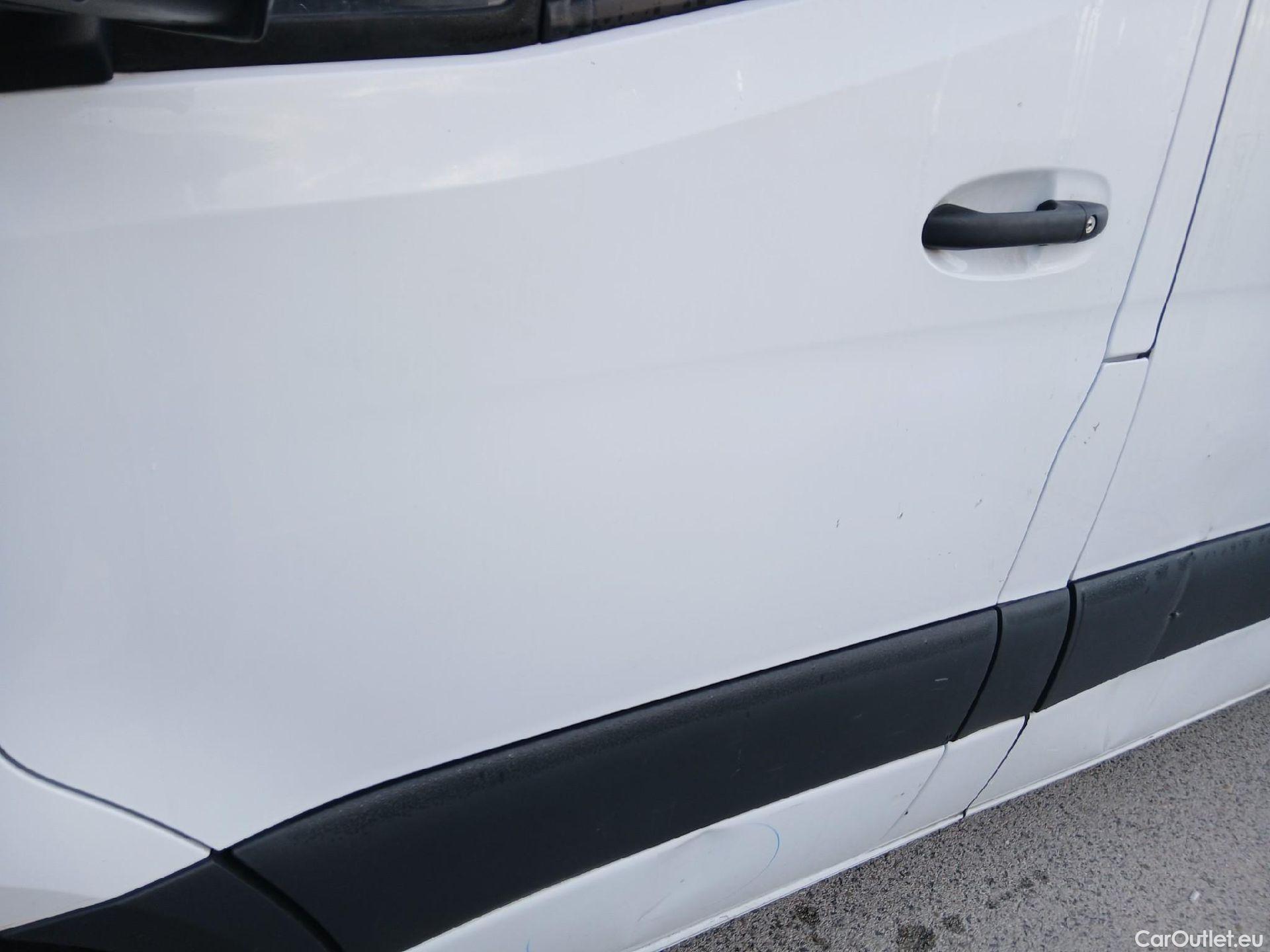  Mercedes  Sprinter MERCEDES-BENZ  / 2018 / 4P / furgón 314 CDI MEDIO 3.5T T. ALTO #28