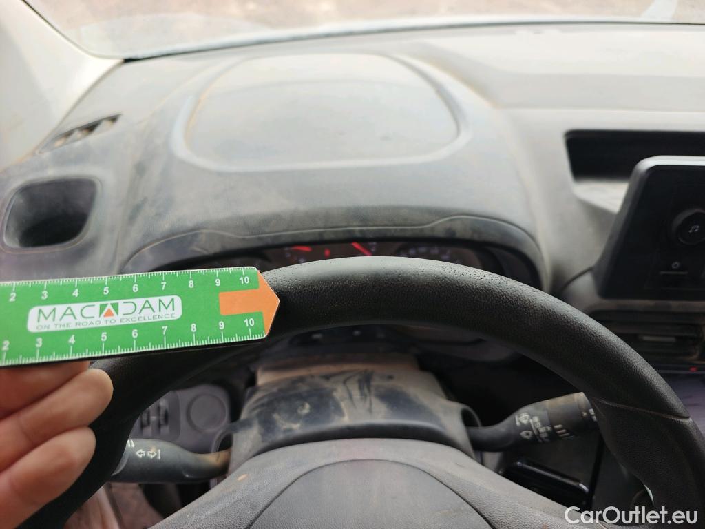  Opel  Combo OPEL  Life / 2018 / 4P / combi 1.5 TD 75kW Business Edition L1 N1 #41