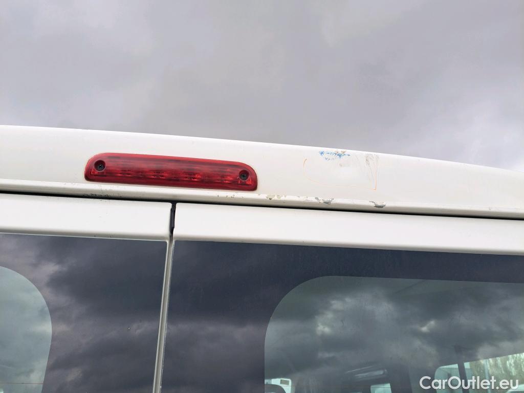  Peugeot  Boxer PEUGEOT  / 2014 / 4P / combi Combi 5/9 Pl 330 L1H1 BlueHDi 88KW (120) #23