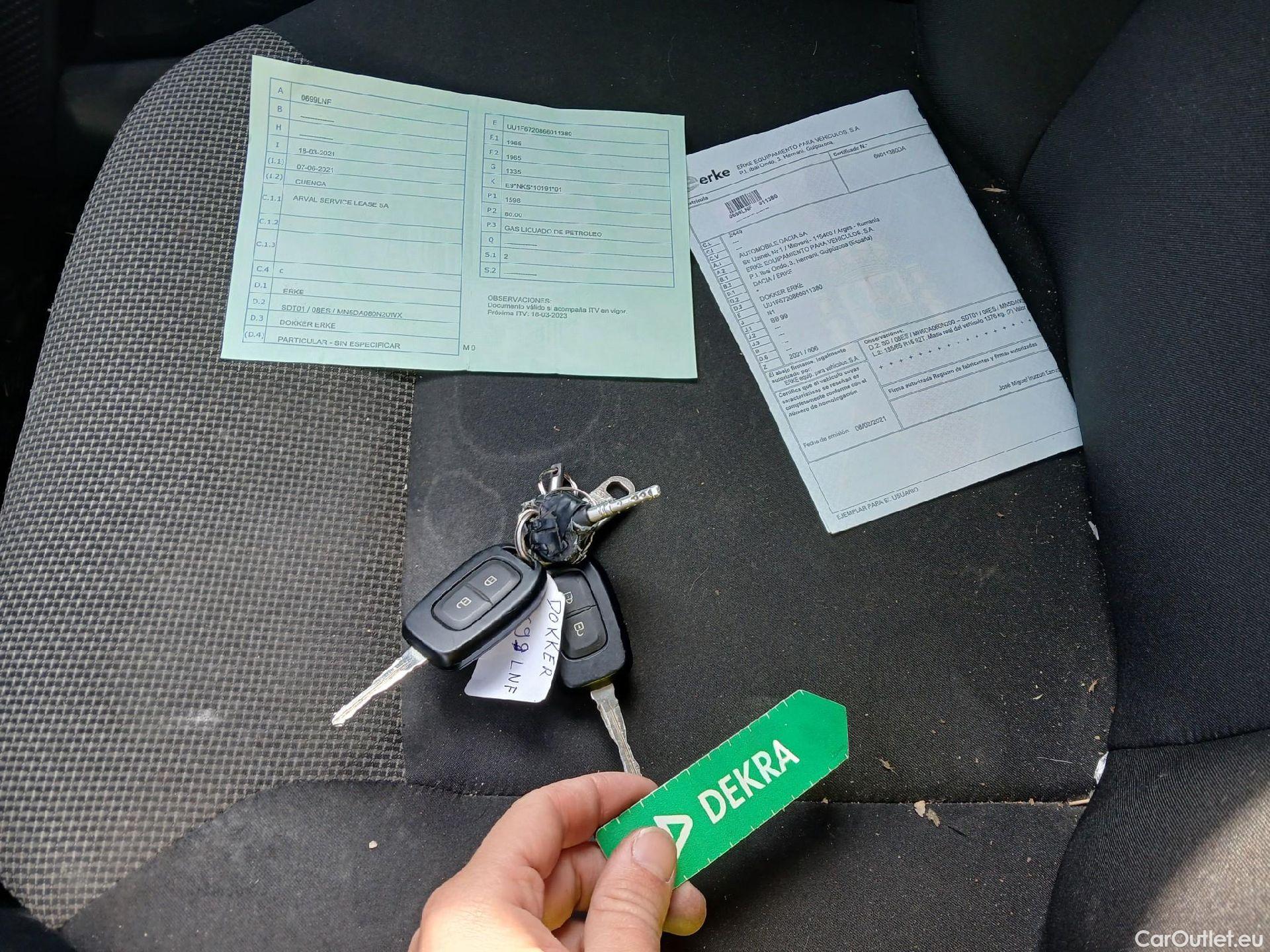  Dacia  Dokker DACIA  / 2013 / 4P / furgón derivado de turismo Van Essential 1.6 80kW (110CV) GLP #48