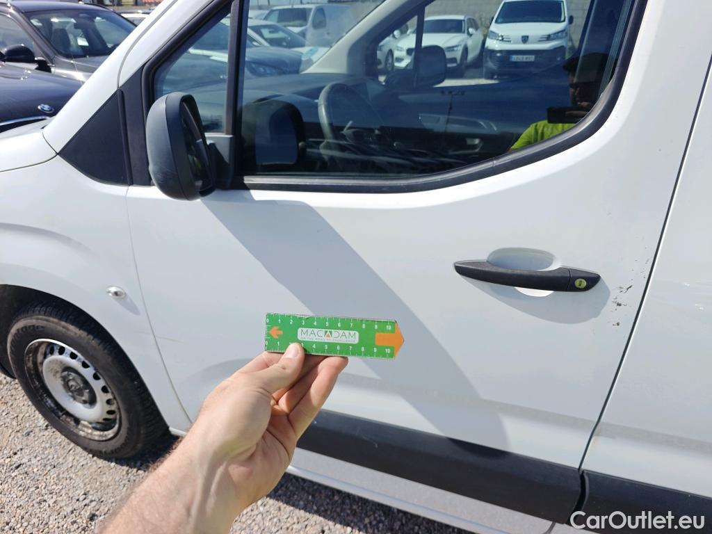  Opel  Combo OPEL  / 2018 / 3P / furgón derivado de turismo 1.6 TD 55kW (75CV) Express L H1 650kg #34