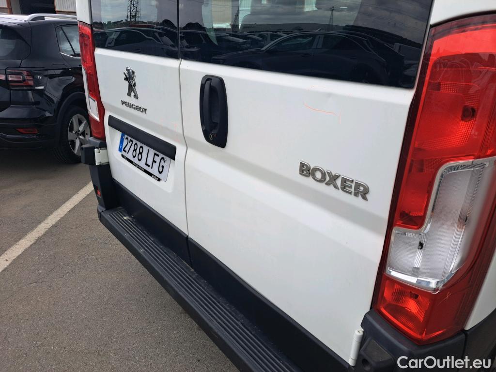  Peugeot  Boxer PEUGEOT  / 2014 / 4P / combi Combi 5/9 Pl 330 L1H1 BlueHDi 88KW (120) #39