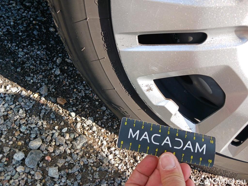  Fiat  Doblo FIAT Doblò Cargo/2015/4P/furgón derivado de turismo Cargo SX 1.3 Mjet 70 kW (95 CV) #39