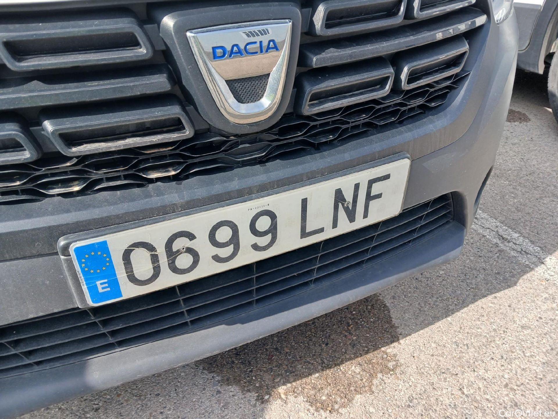  Dacia  Dokker DACIA  / 2013 / 4P / furgón derivado de turismo Van Essential 1.6 80kW (110CV) GLP #3