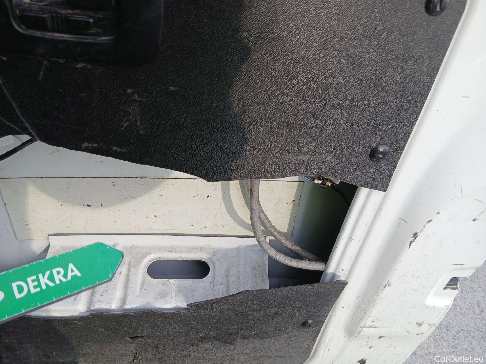  Mercedes  Sprinter MERCEDES-BENZ  / 2018 / 4P / furgón 314 CDI MEDIO 3.5T T. ALTO #10